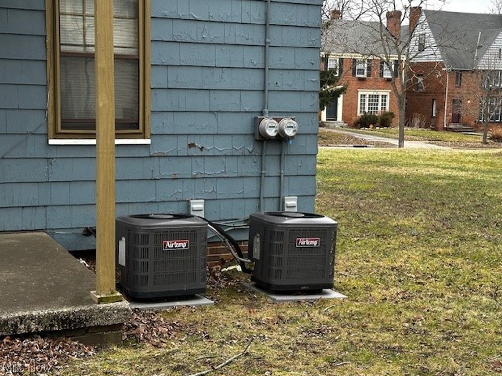 Photo of 3631 Rolliston Road, Shaker Heights, OH 44120 (MLS # 5189611)