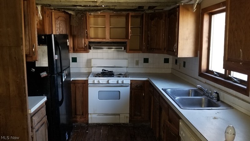 Lake Breeze - Residential