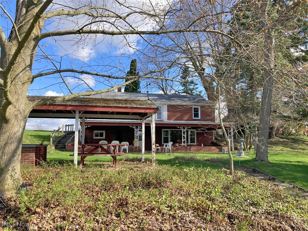 26689 N Shore Drive, Beloit, Ohio image 12