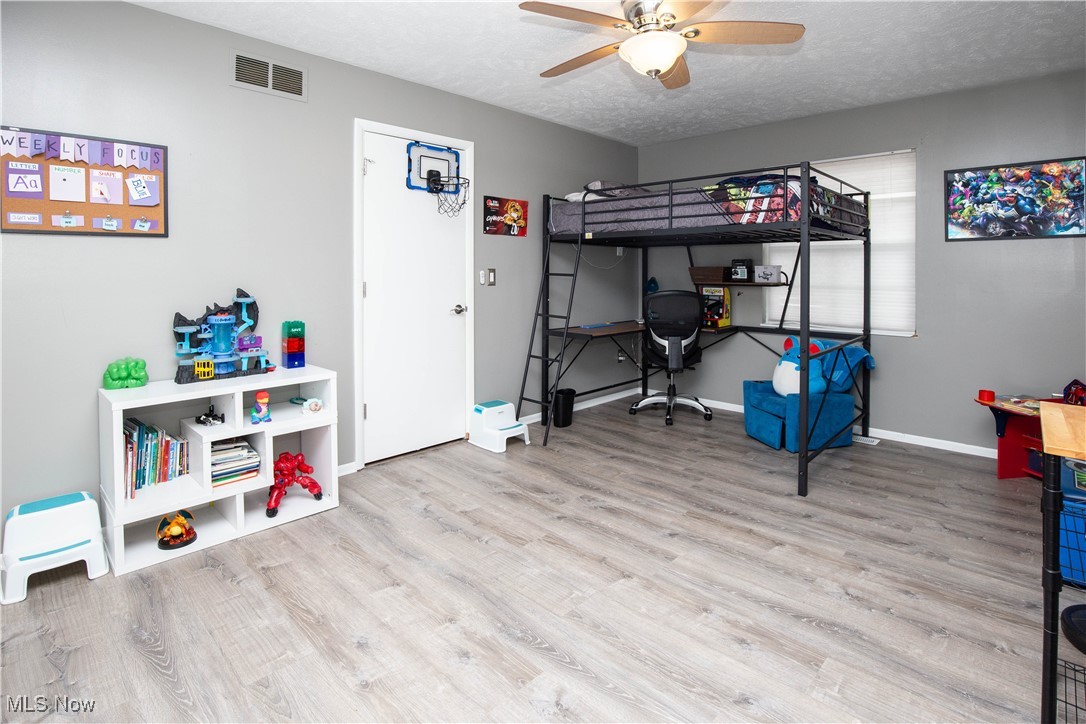 Courtyards/Woodbury Condo - Residential