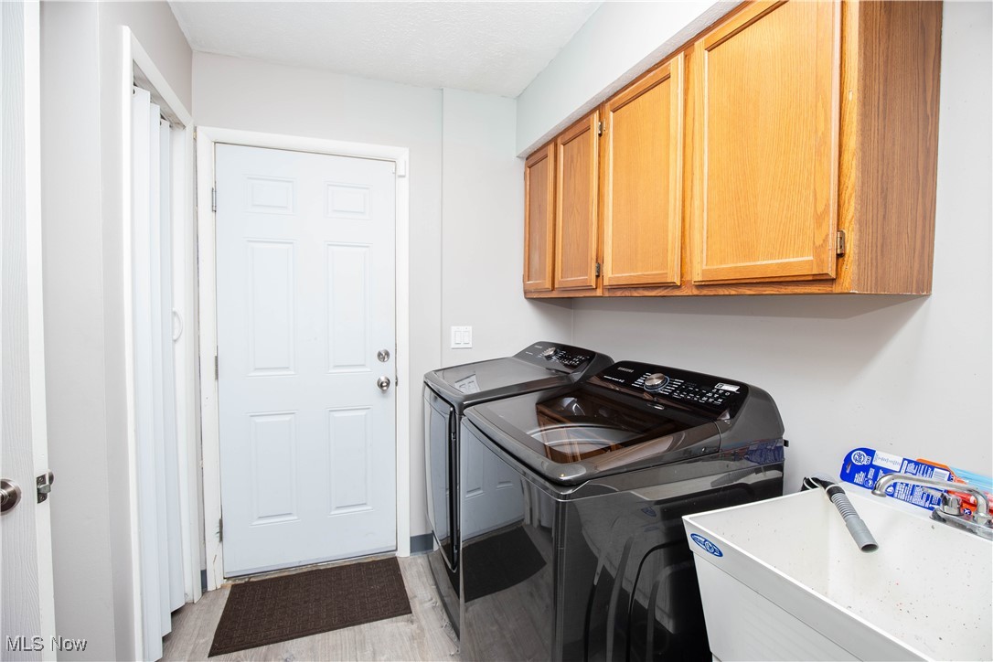 Courtyards/Woodbury Condo - Residential