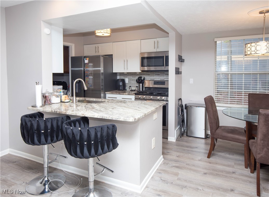 Courtyards/Woodbury Condo - Residential