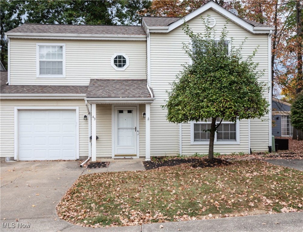 Courtyards/Woodbury Condo - Residential