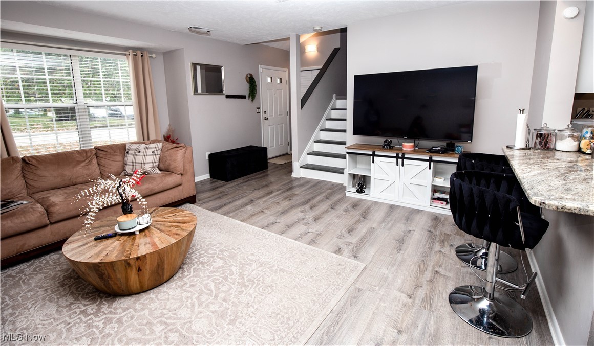 Courtyards/Woodbury Condo - Residential