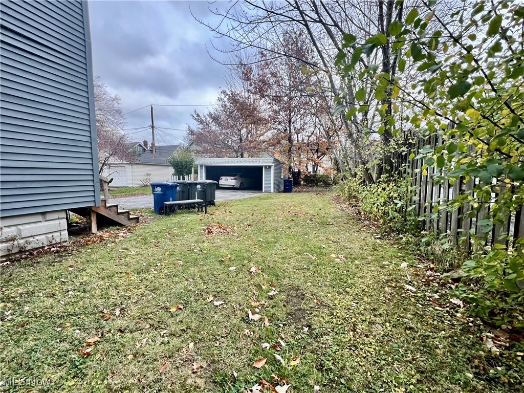 Lakewood, Ohio 44107, United States, 3 Bedrooms Bedrooms, ,1 BathroomBathrooms,Residential,Active,6147