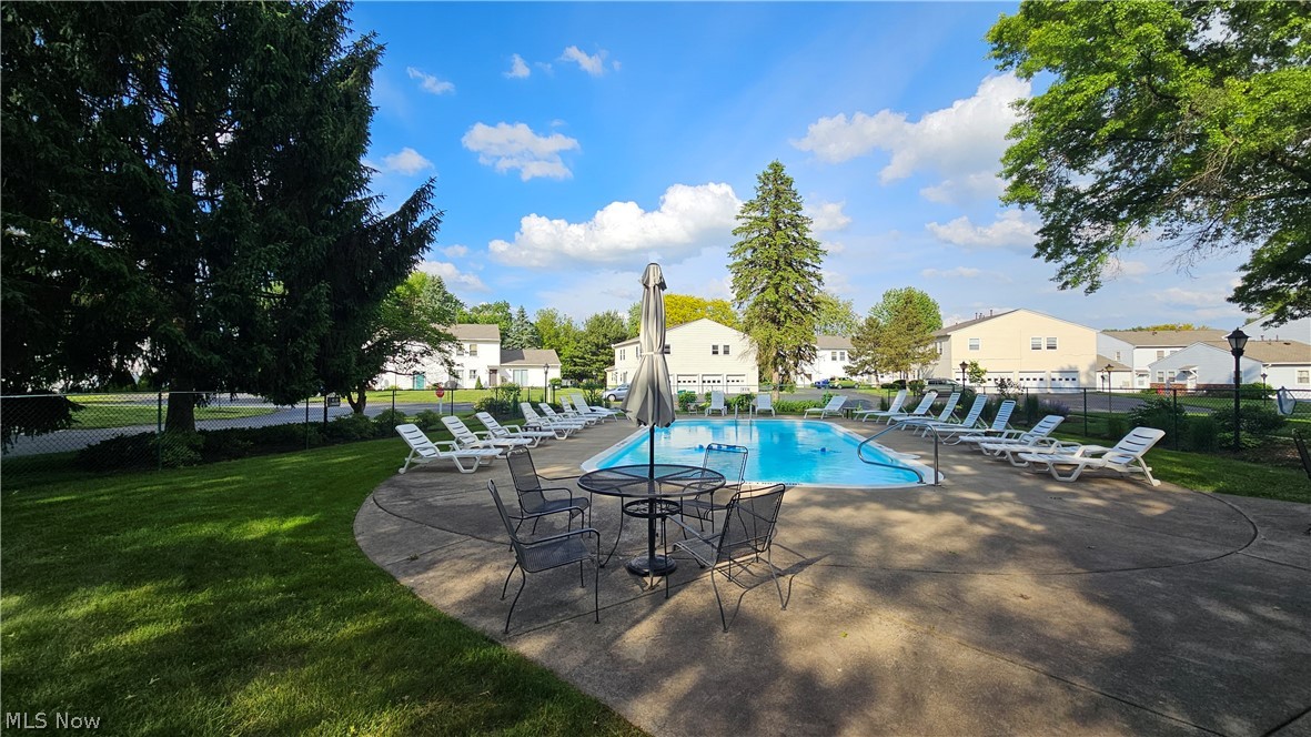 Fairway Villas Condo - Residential