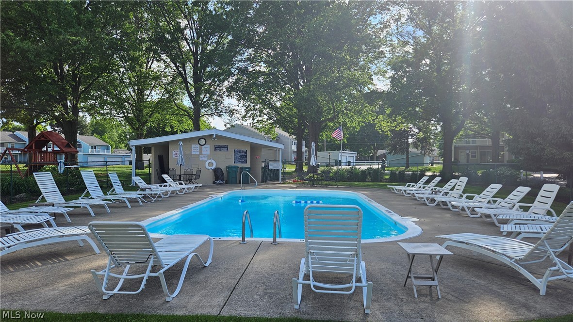 Fairway Villas Condo - Residential