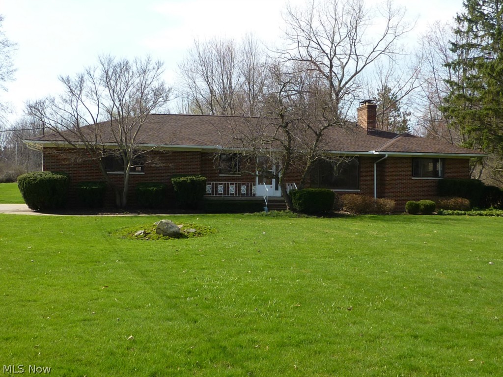 Completely updated 3 bdrm brick ranch. Next to Orange park. New Roof. New Septic. New Plumbing. New Electric. Beautiful hardwood floors.
Updated kitchen with ceramic floors and new Samsung stainless steel appliances. Updated bathrooms. 1st floor laundry room with new upscale washer and dryer. Large Family room with Wood Burning Fireplace. Two huge Recreation rooms in the basement. Beautiful park like backyard. Excellent location.