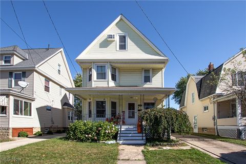 1547 Orchard Grove Avenue Lakewood OH 44107