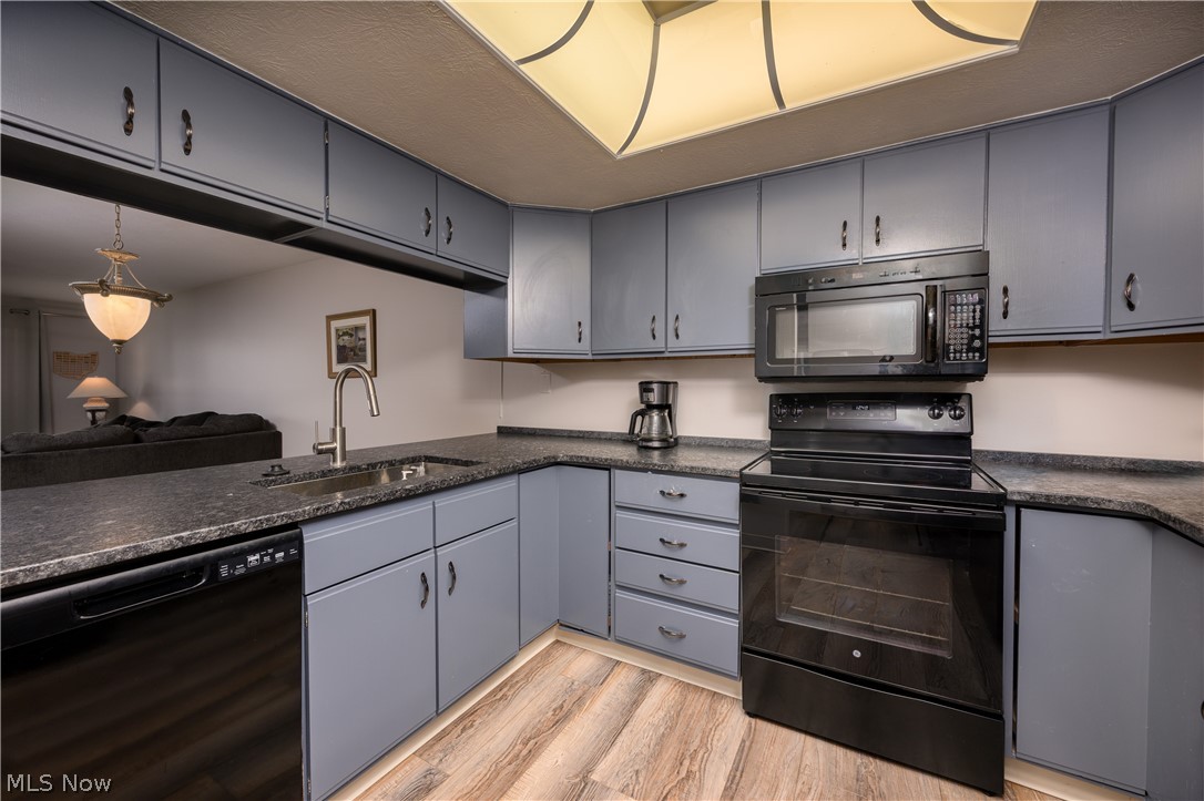 Snug Harbor Condo - Residential