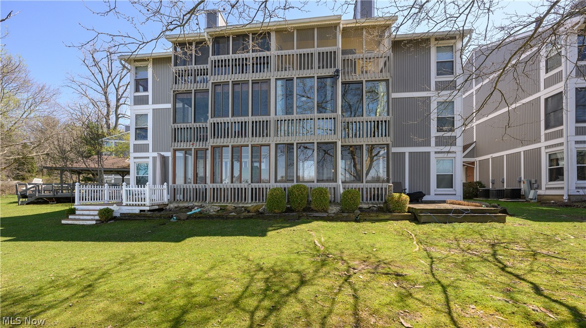 Snug Harbor Condo - Residential