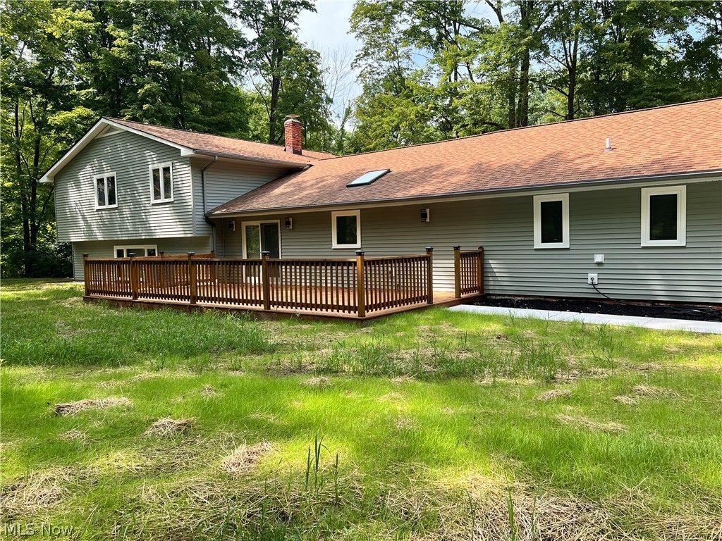 Photo of 704 Echo Drive, Gates Mills, OH 44040 (MLS # 5185584)