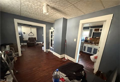 Tiny photo for 12410 Gruss Avenue, Cleveland, OH 44108 (MLS # 5203112)