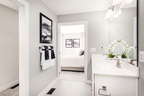 Tiny photo for 4 Wildridge Drive NW, Lehigh Township, OH 44646 (MLS # 5188268)