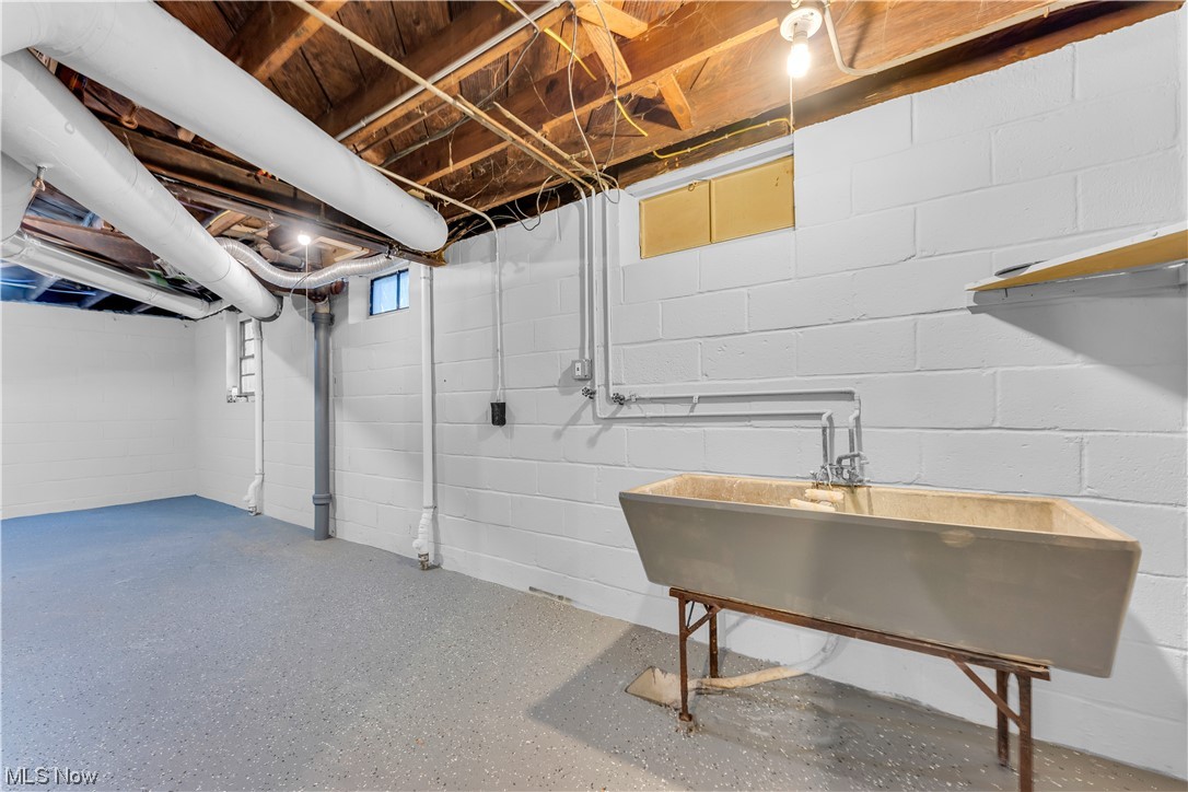 Euclid Villas - Residential