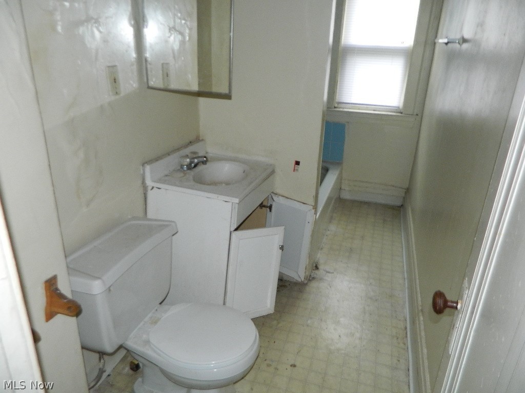 Jankovsky & Bubnas - Commercial Sale