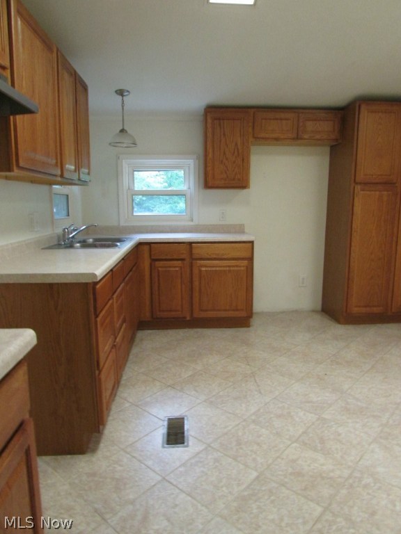 Village/Clinton - Residential