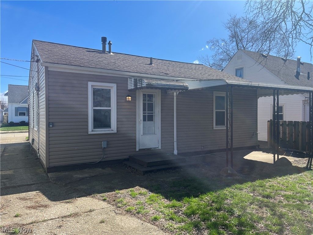 Photo of 4464 W 138th Street, Cleveland, OH 44135 (MLS # 5193202)