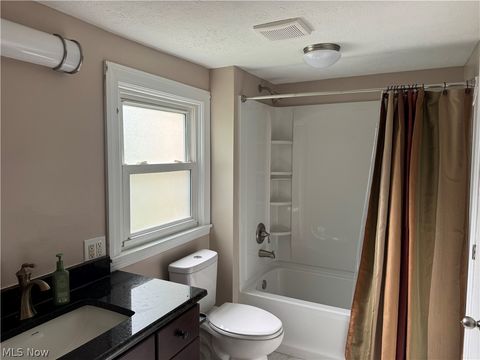 Tiny photo for 6917 Daisy Avenue, Brecksville, OH 44141 (MLS # 5221312)