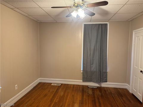 Tiny photo for 6917 Daisy Avenue, Brecksville, OH 44141 (MLS # 5221312)
