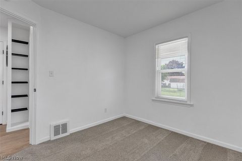 Tiny photo for 67 Pierce Avenue, Cuyahoga Falls, OH 44221 (MLS # 5210429)