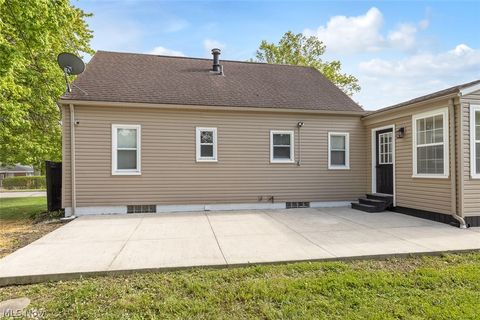 Tiny photo for 67 Pierce Avenue, Cuyahoga Falls, OH 44221 (MLS # 5210429)