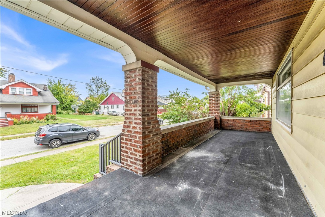 Cranwood Land Companys 01 - Residential Lease