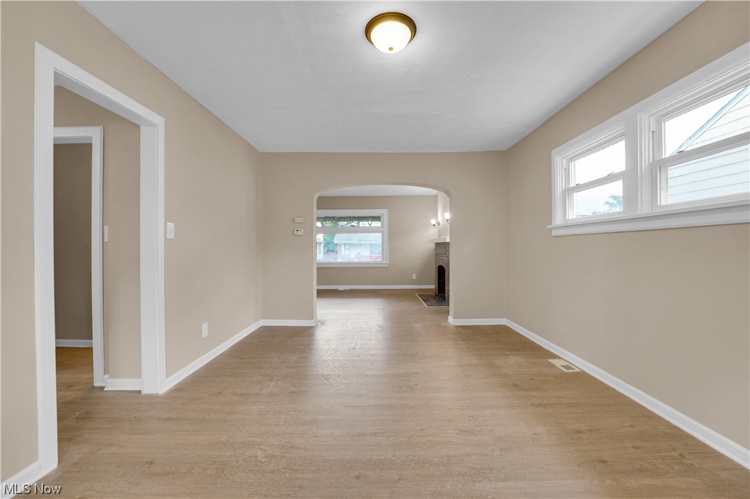 Cranwood Land Companys 01 - Residential Lease