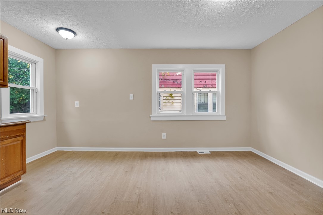 Cranwood Land Companys 01 - Residential Lease