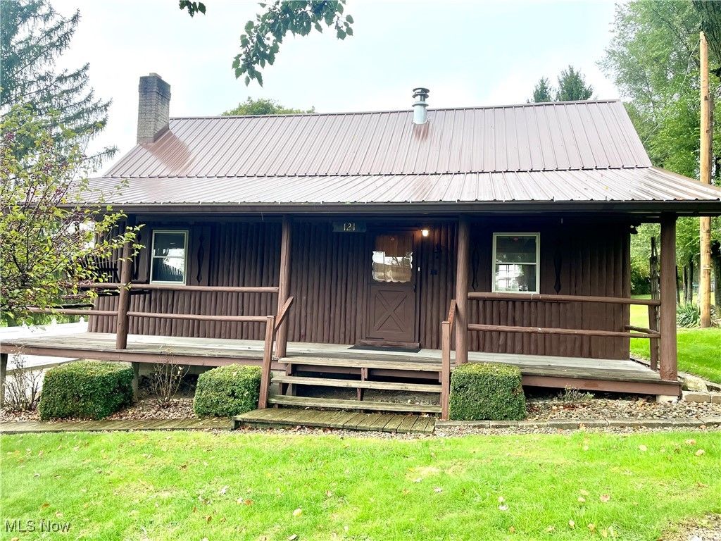 Photo of 121 East Marion Street, Nashville, OH 44661 (MLS # 5164013)
