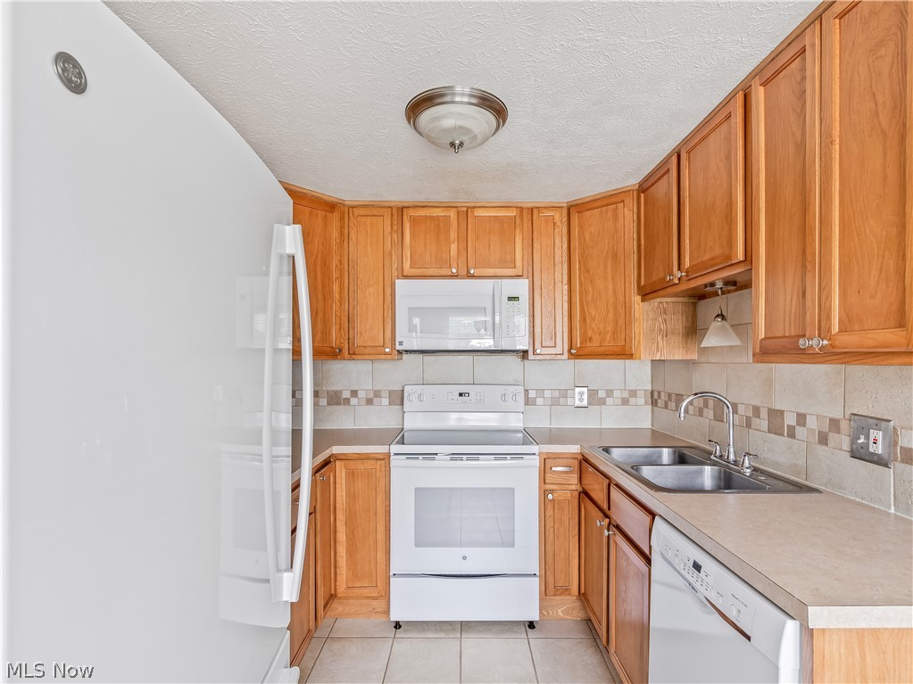 Twinbrook Manor - Residential