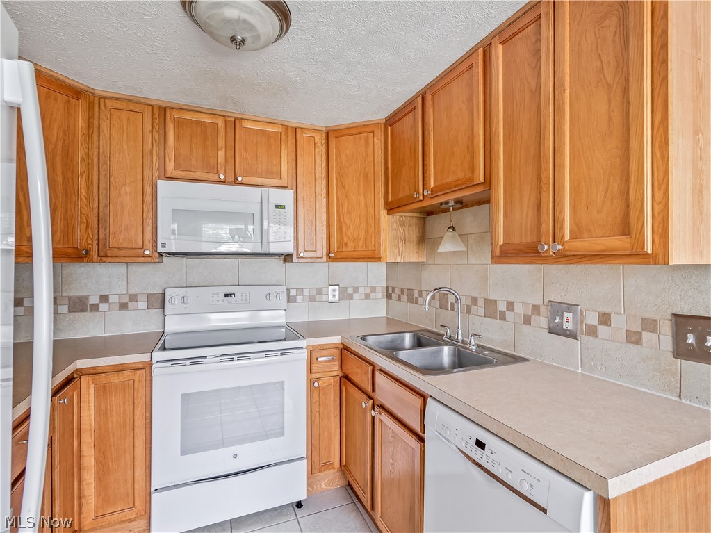 Twinbrook Manor - Residential