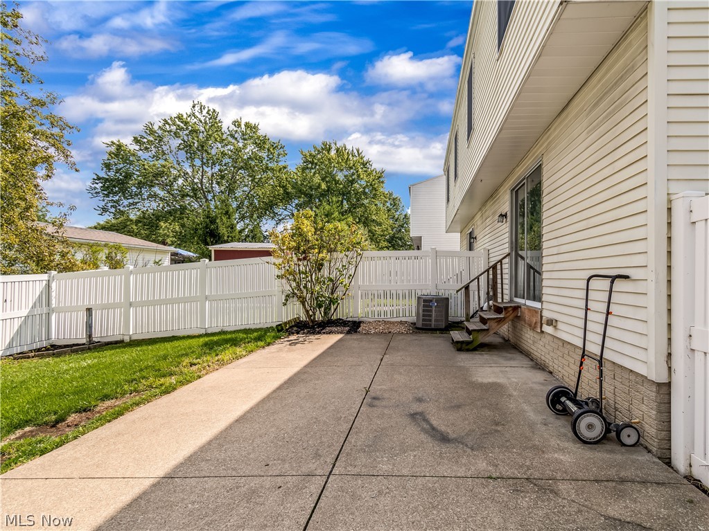 Twinbrook Manor - Residential