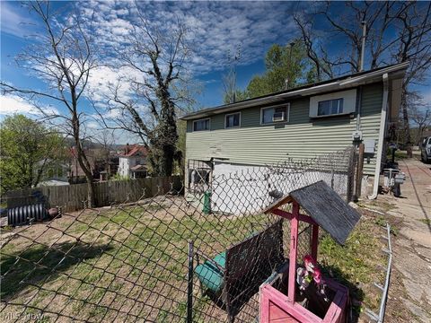 Tiny photo for 530 Sugar Street, East Liverpool, OH 43920 (MLS # 5210167)