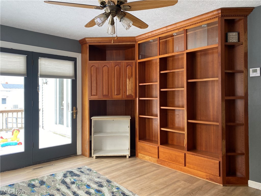 Freys Sub - Residential