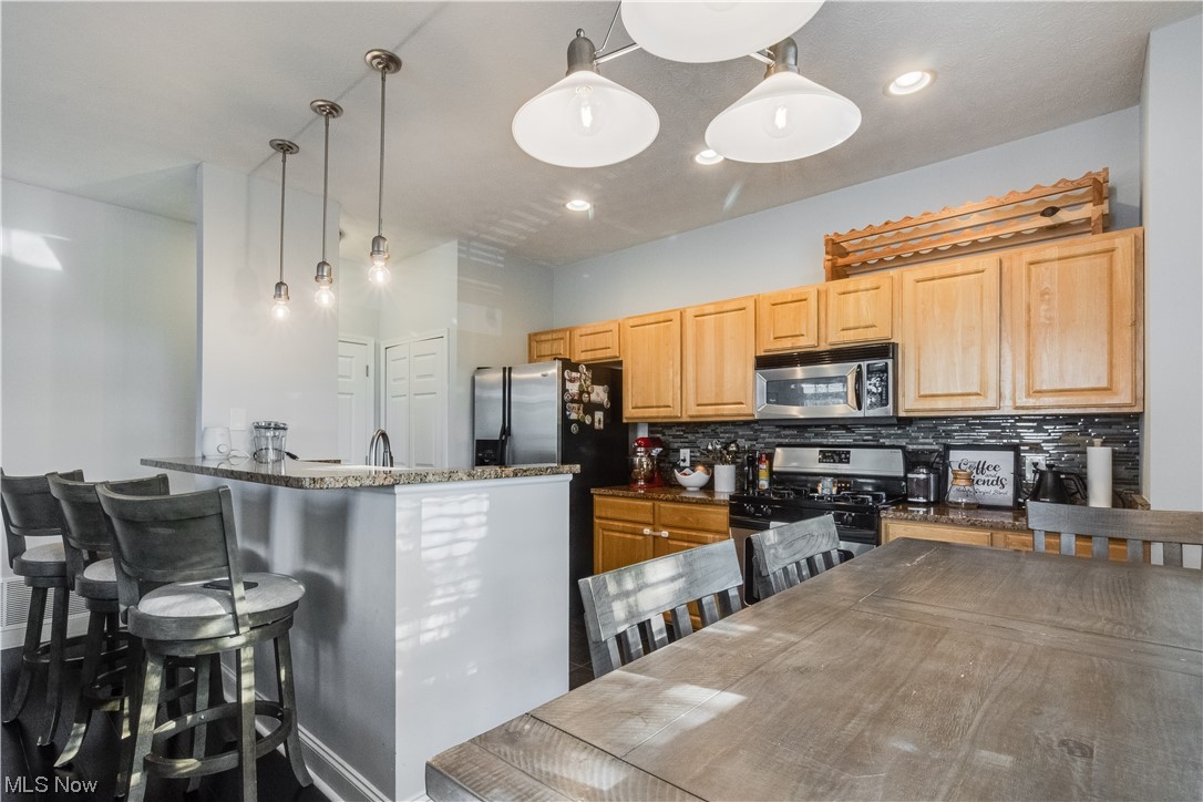 Chapman Grove Village Twnhms Sub Ph 2 - Residential