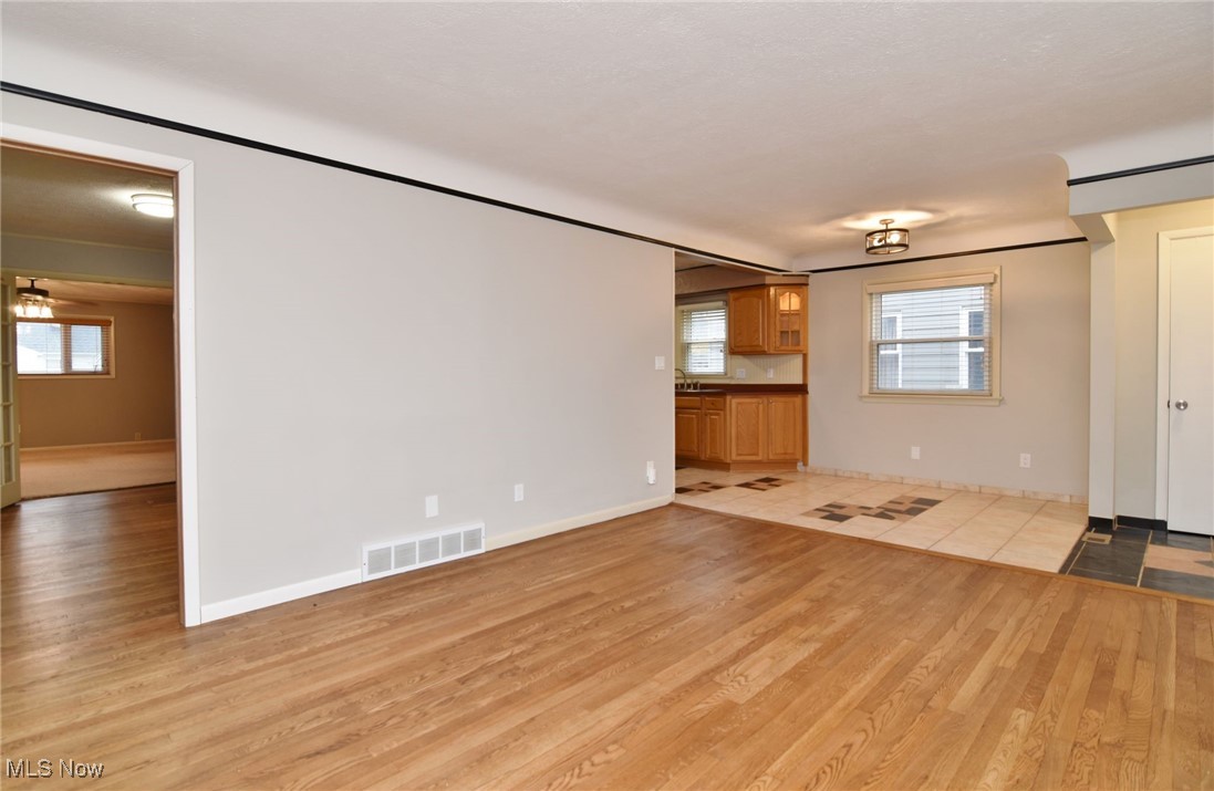 May Som Gardens - Residential