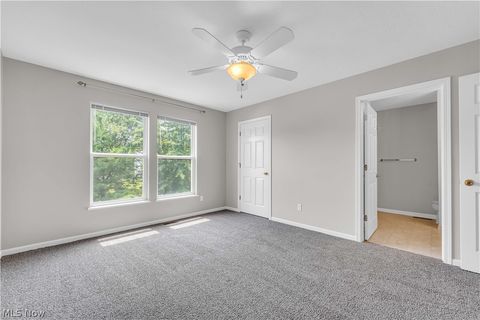 Tiny photo for 467 Canterbury Lane, Northfield, OH 44067 (MLS # 5226942)