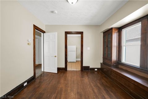 Tiny photo for 3416 W 117th Street #3418/UP, Cleveland, OH 44111 (MLS # 5190586)