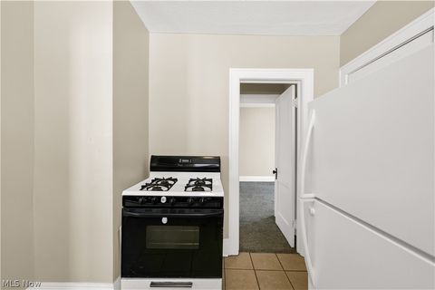 Tiny photo for 3416 W 117th Street #3418/UP, Cleveland, OH 44111 (MLS # 5190586)