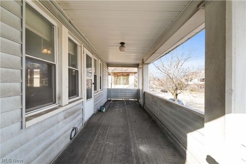 Tiny photo for 3416 W 117th Street #3418/UP, Cleveland, OH 44111 (MLS # 5190586)