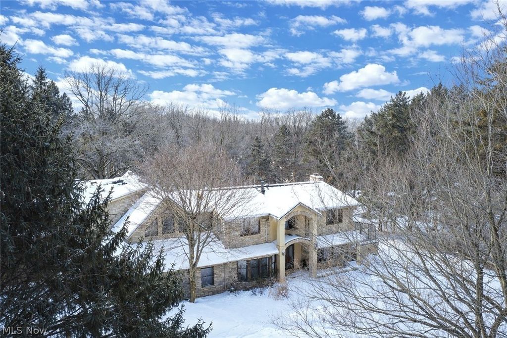 Photo of 400 Garver Road, Mansfield, OH 44903 (MLS # 5185653)