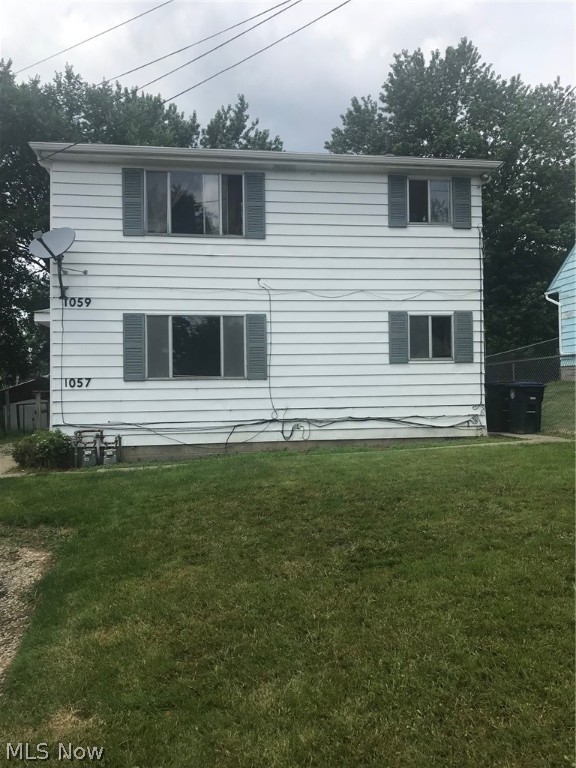 Semi updated 3 bedroom apartment located on a dead end street in Kenmore. House has newer flooring (less than year old), painted less than year ago, updated bathroom, kitchen equipped with refrigerator and stove, washer dryer hookup in unit, three bedrooms with large closets. Two entry ways into the apartment. This is a bottom unit of a duplex. Owner pays water, sewer, and trash, and maintains yard. The resident will be responsible for gas and electric. $35 application fee required for all adults.