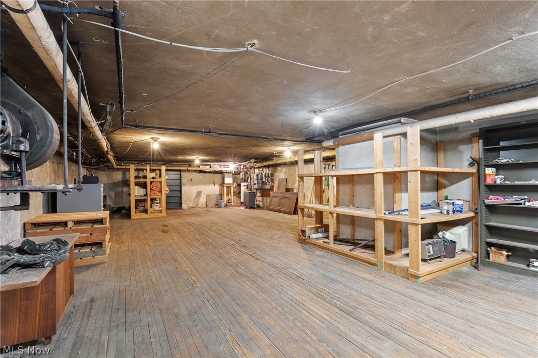 Martins Add 02 - Commercial Sale