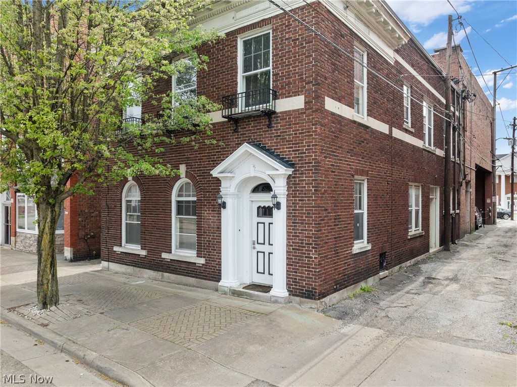 Martins Add 02 - Commercial Sale