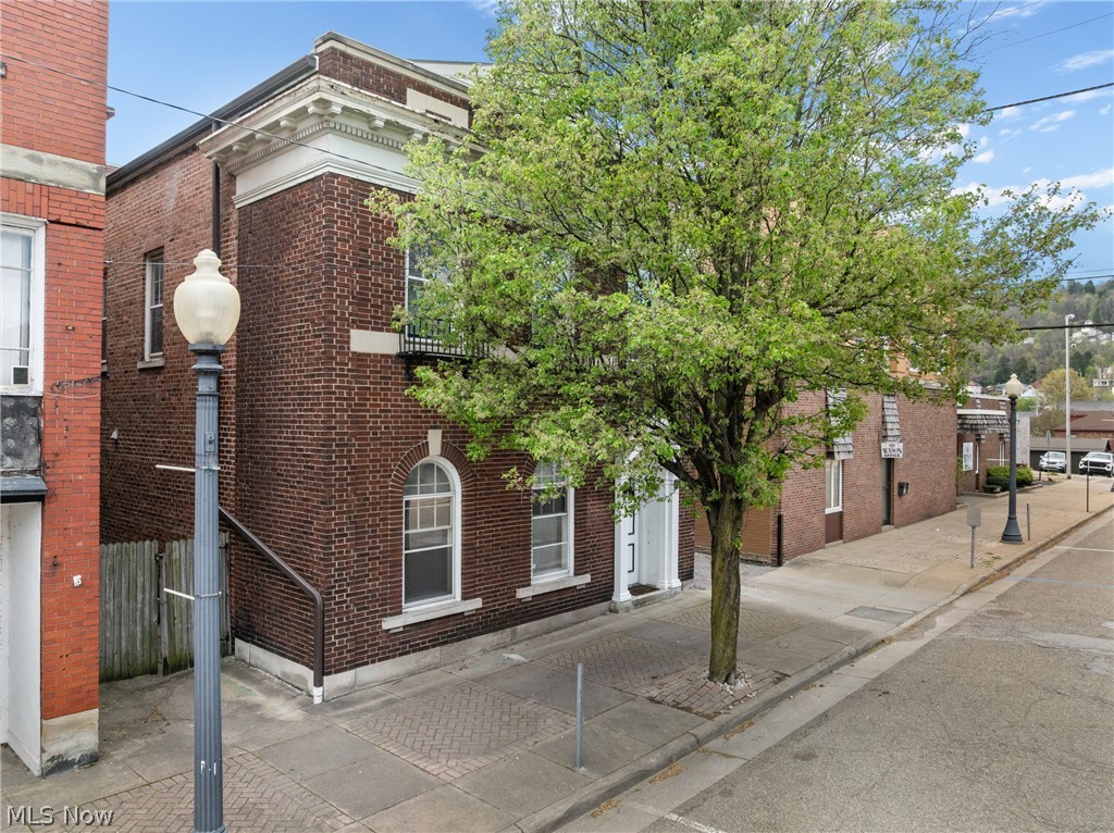 Martins Add 02 - Commercial Sale