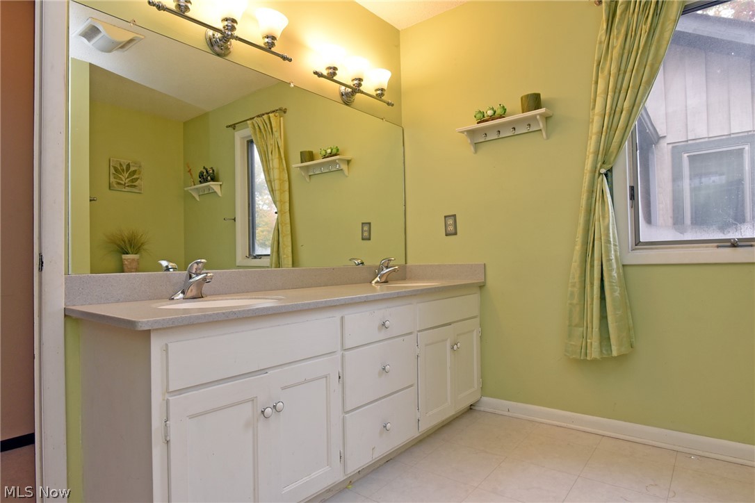 Irish Oaks - Residential