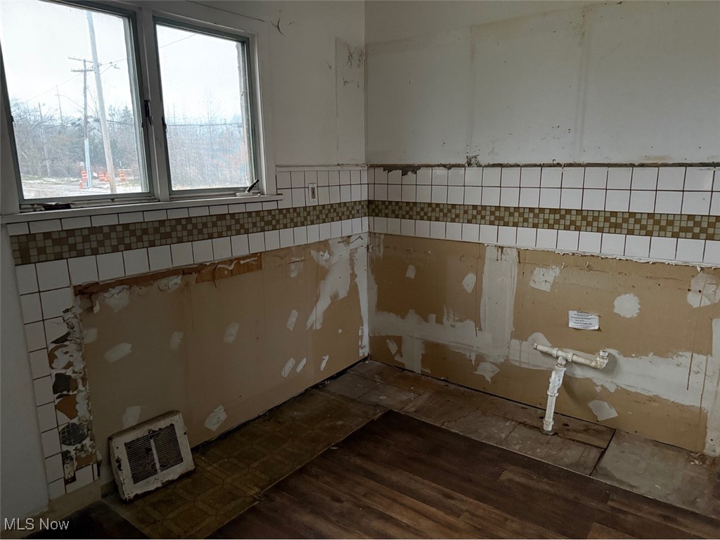 J F & L S Browns - Residential Income