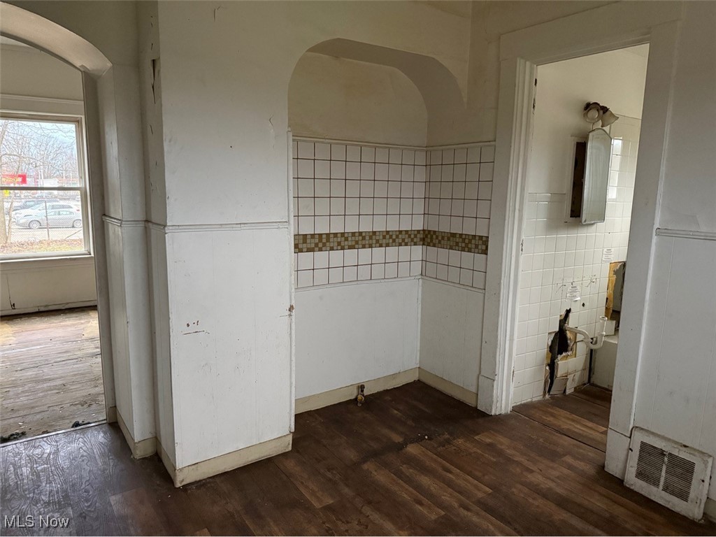 J F & L S Browns - Residential Income