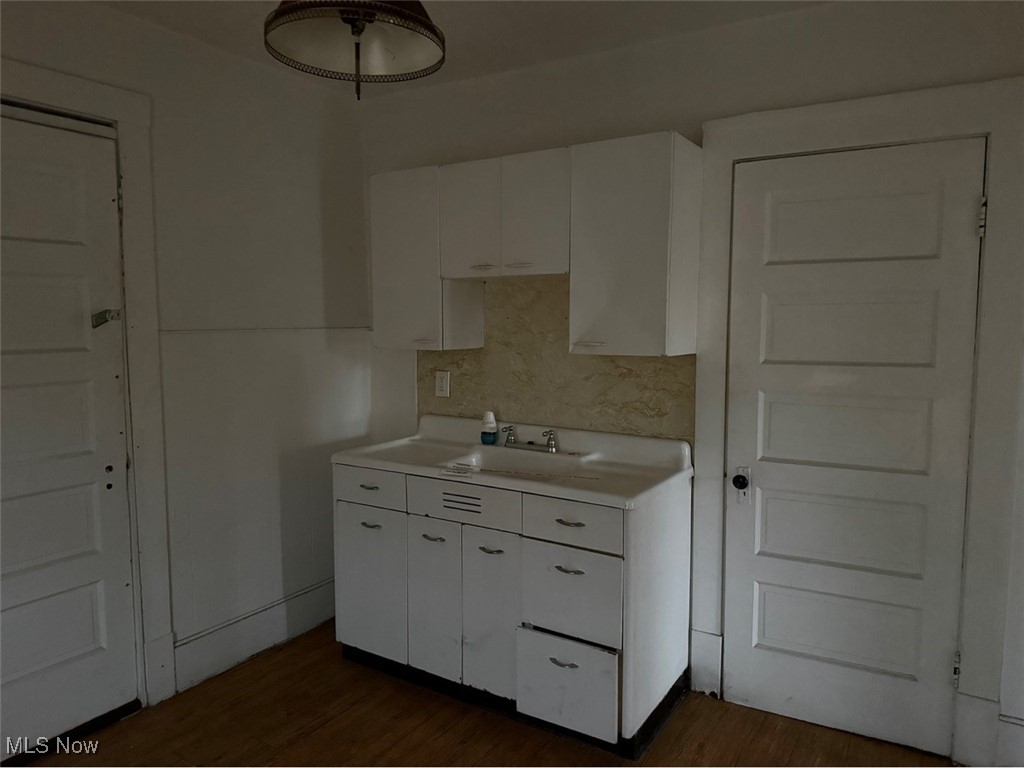 J F & L S Browns - Residential Income